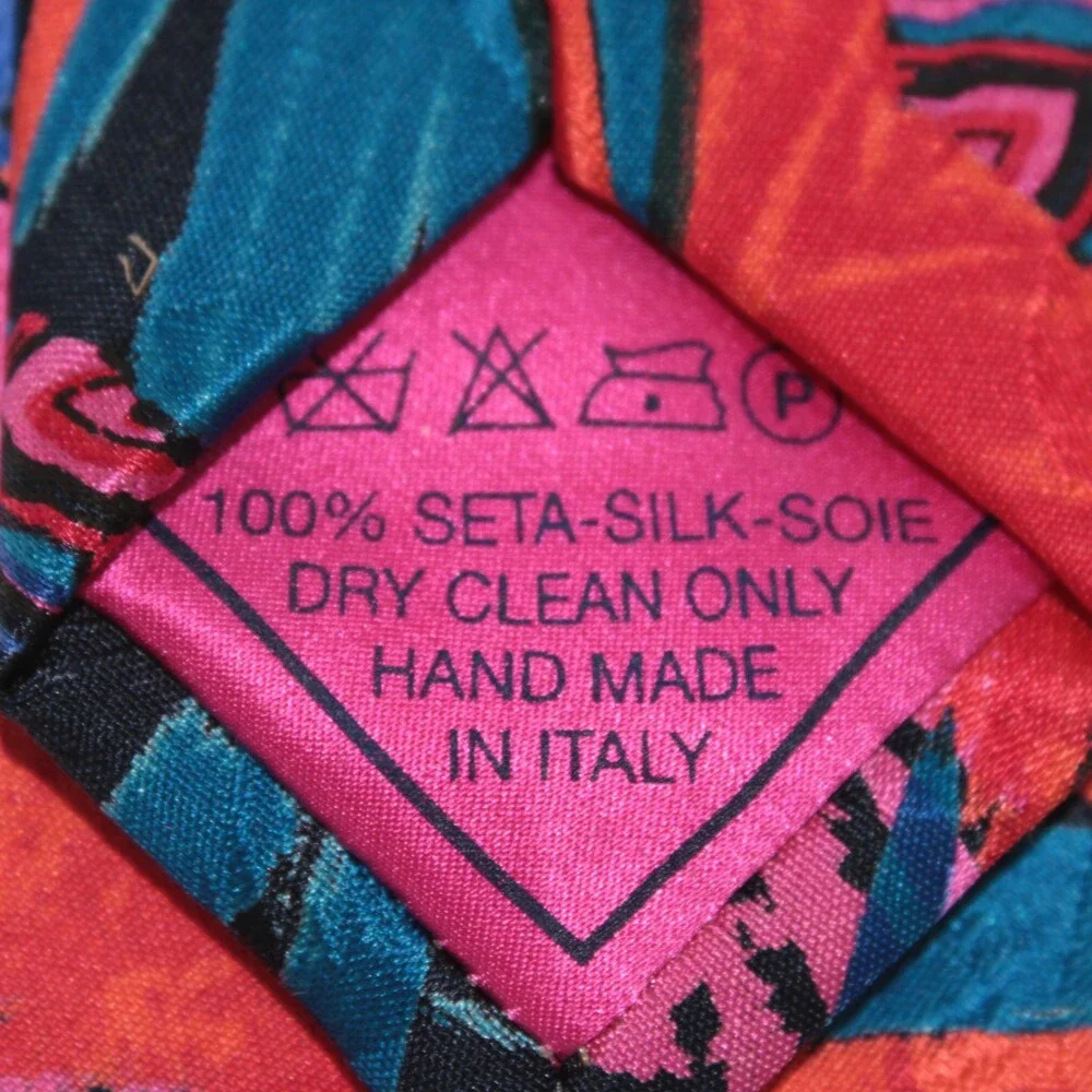 Italo Ferretti For Syd Jerome NWOT Neck Tie Multicolor 100% Silk Made in Italy